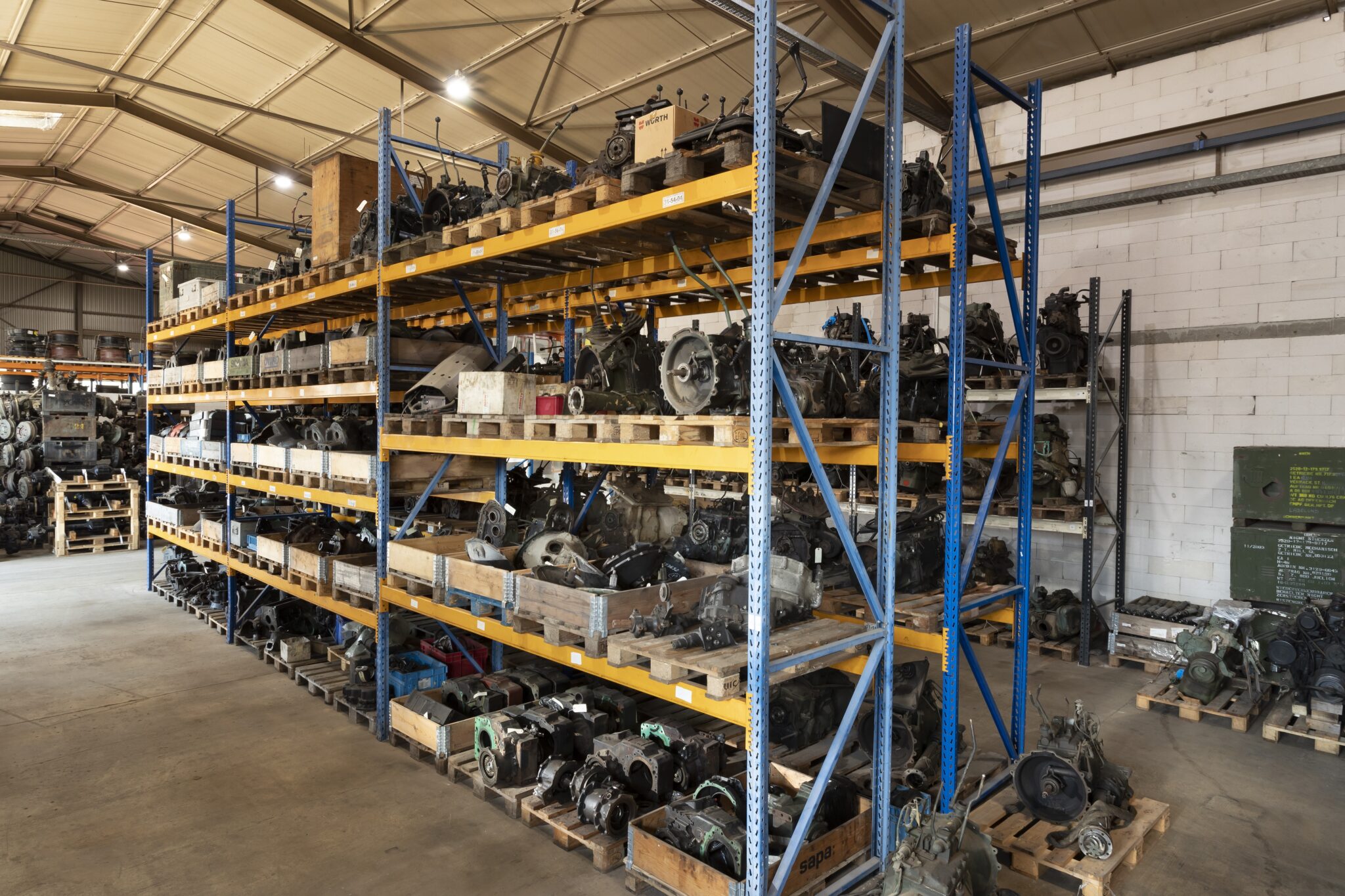 Ersatzteilhandel – Merex Autovertrieb GmbH